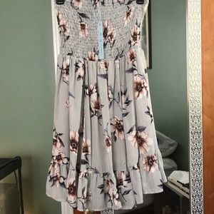 NEVER WORN! TAGS STILL ON! Strapless Floral Dress